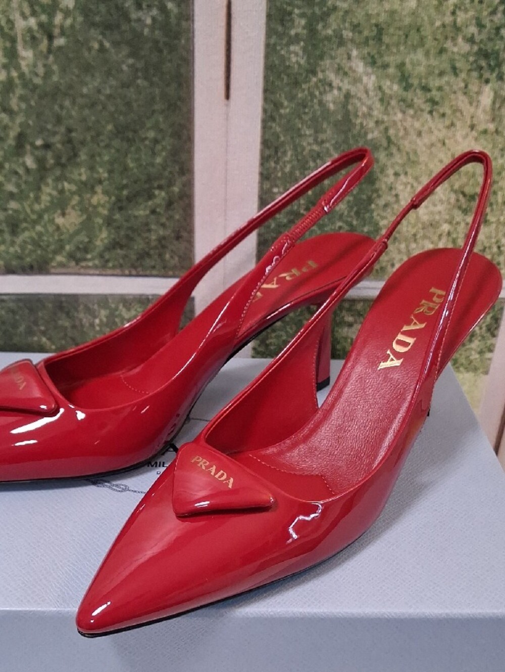 PRADA Cherry Red Patent Leather Slingback Pumps NIB Kitten Heels 👠 - Picture 2 of 7